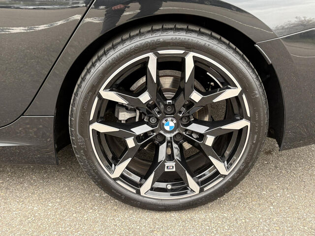 BMW 320 d T. M Sport HUD ACC SuView.19LiveProf.KomfZ Ansicht 7 für Fahrzeugdetailseite