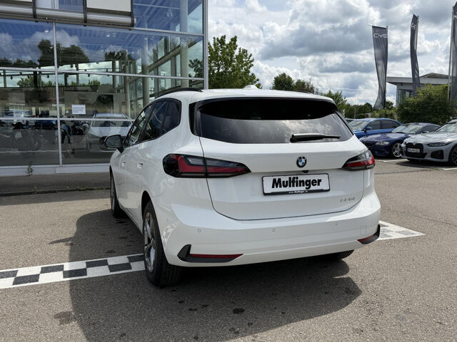 BMW 220 Active Tourer 220i AT.HUD ACC SuView Ad-LED Komfz.Sitzh.AHK Ansicht 6 für Fahrzeugdetailseite