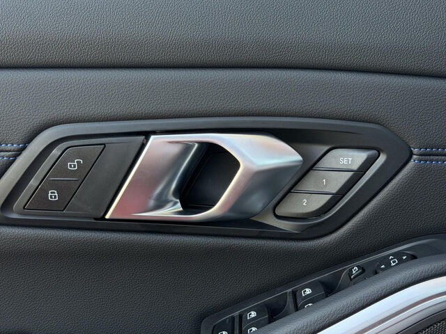BMW 330 e Tour.M Sport SurView HUD PanoD.Har/Kar.AHK Ansicht 15 für Fahrzeugdetailseite