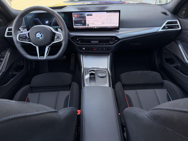 BMW 330 e Tour.M Sport SurView HUD PanoD.Har/Kar.AHK Ansicht 9 für Fahrzeugdetailseite