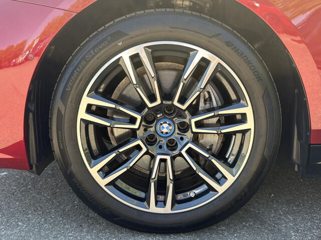 BMW i5 e40 T.M Sport PanoD.AutoBahnAss.IntAktLenk. Ansicht 6 für Fahrzeugdetailseite
