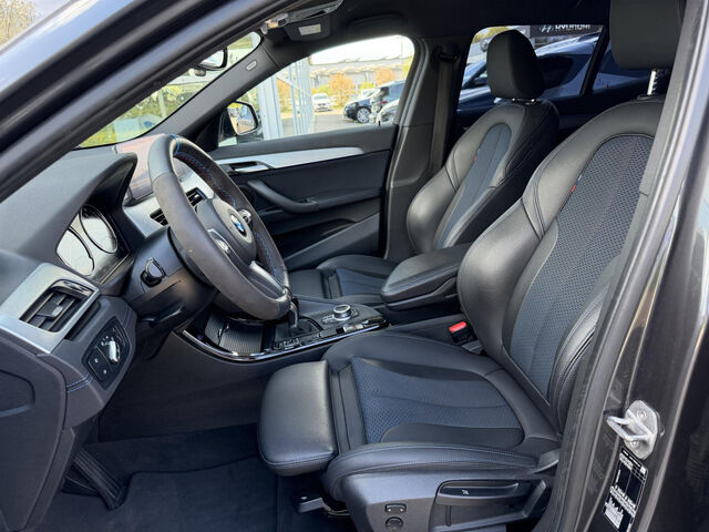 BMW X2 s20i Modell M Sport HUD Kamera Sitzh. LED 19 Ansicht 10 für Fahrzeugdetailseite