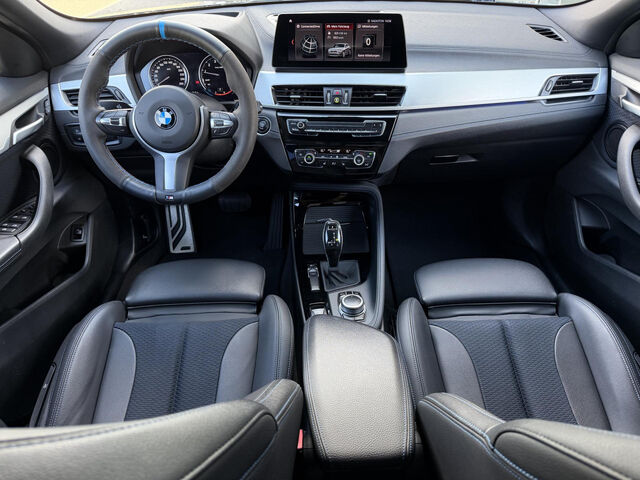 BMW X2 s20i Modell M Sport HUD Kamera Sitzh. LED 19 Ansicht 11 für Fahrzeugdetailseite