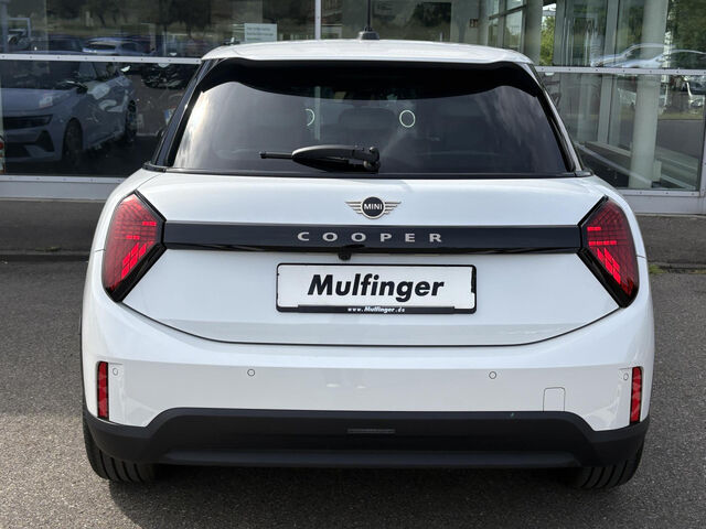 MINI Cooper C KomfZ PanoD Paket L HUD Har/Kar PaAsPlus Ansicht 7 für Fahrzeugdetailseite
