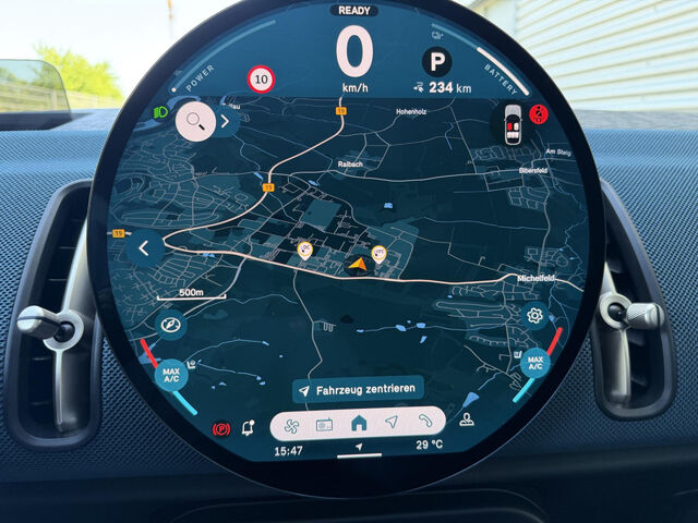 MINI Cooper SE Countryman Countryman SE ALL 4 HUD AHK PanoD SportS PaAs Ansicht 14 für Fahrzeugdetailseite