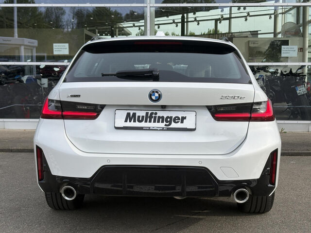 BMW 330 e xDrive Tour. M Sport HUD AHK PanoD KomfZ Adap Ansicht 5 für Fahrzeugdetailseite