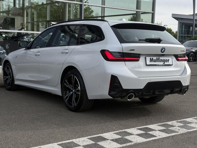 BMW 330 e xDrive Tour. M Sport HUD AHK PanoD KomfZ Adap Ansicht 6 für Fahrzeugdetailseite