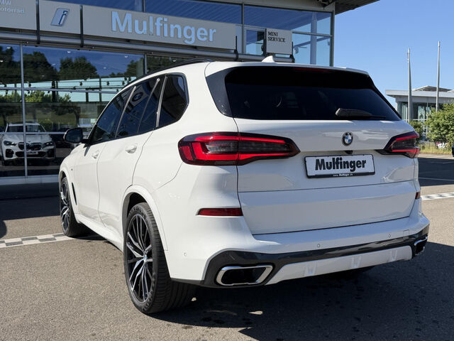 BMW X5 x30d M Sport PanoD Kamera AHK KomfZ HUD Laser Ansicht 6 für Fahrzeugdetailseite