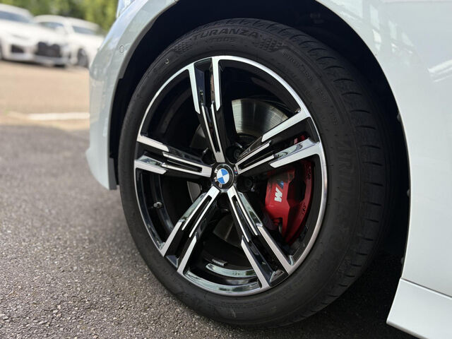 BMW 320 i T.M Sport Pro ACC Kamera Live-Navi Ha/Ka. Ansicht 8 für Fahrzeugdetailseite