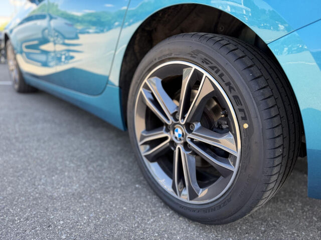 BMW 118 i DSG-Aut. Sport HUD LiveProf.HiFi Sitzh.17 Ansicht 9 für Fahrzeugdetailseite