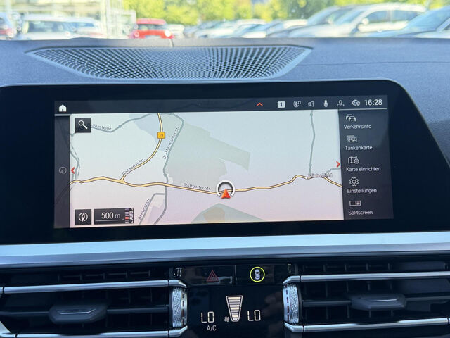 BMW 330 i xDrive M Sport Leder GlasD.Laser HiFi 19 Ansicht 12 für Fahrzeugdetailseite