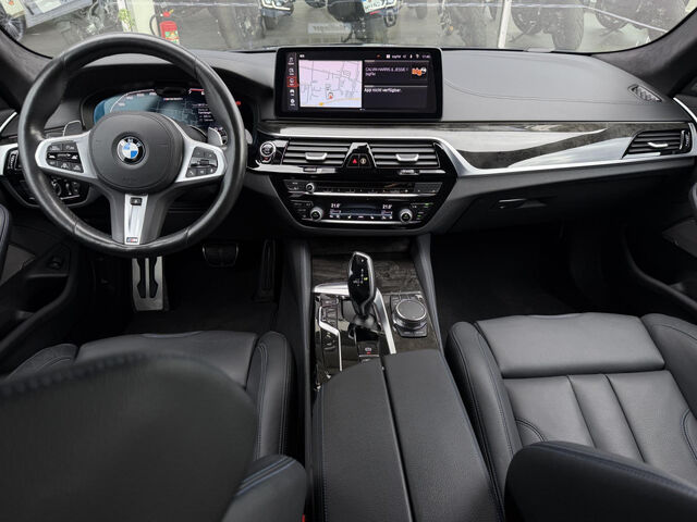 BMW M550 i xDr.M Pro HUD ACC SurView Soft Har/Kar.20 Ansicht 11 für Fahrzeugdetailseite