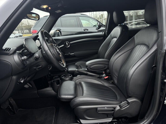 MINI Cooper Aut.Leder Sports.Navi Kamera DrivAss.18 Ansicht 12 für Fahrzeugdetailseite