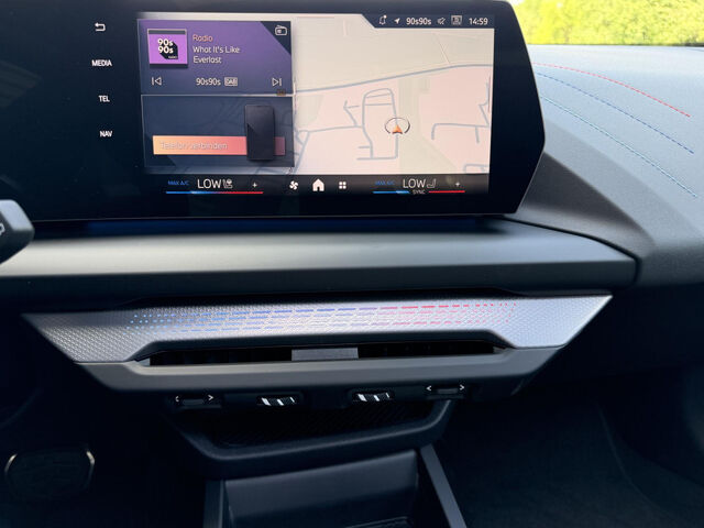 BMW 120 M Sport Pro LiveProf HUD ACC SuView Sitzh19 Ansicht 11 für Fahrzeugdetailseite