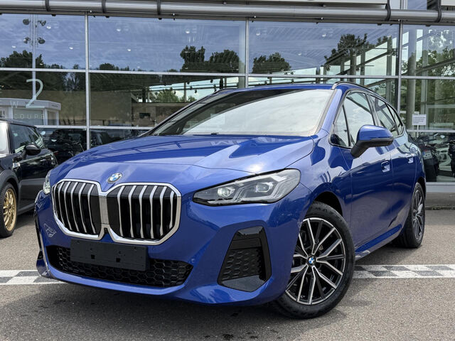 BMW 220 Active Tourer 220i Active Tourer M Sport ACC LiveProf. SurView Ansicht 2 für Fahrzeugdetailseite