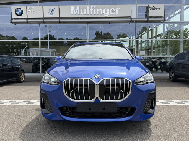 BMW 220 Active Tourer 220i Active Tourer M Sport ACC LiveProf. SurView Ansicht 4 für Fahrzeugdetailseite