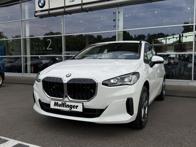 BMW 220 Active Tourer 220i ActiveTourer HUD ACC SurView LiveProf.AHK Ansicht 3 für Fahrzeugdetailseite