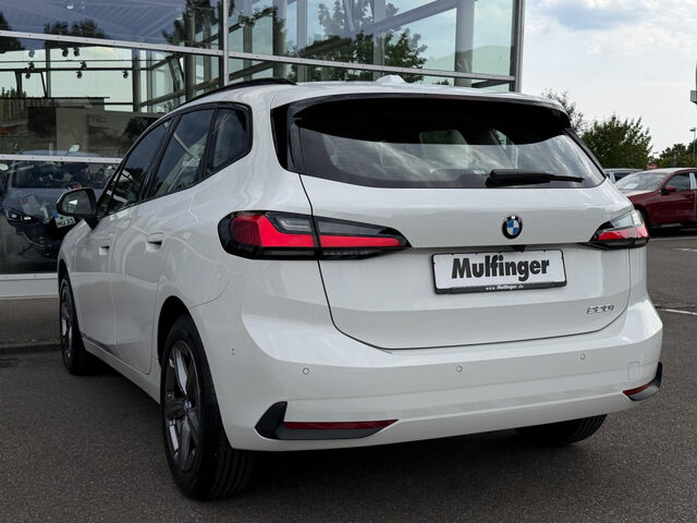 BMW 220 Active Tourer 220i ActiveTourer HUD ACC SurView LiveProf.AHK Ansicht 8 für Fahrzeugdetailseite