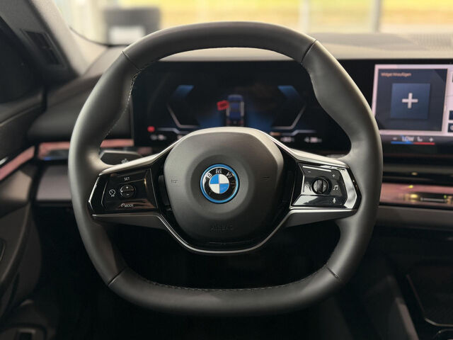 BMW i5 e40 AutoBahnAss.Sitzbel.ACC HUD SuView H/K19 Ansicht 12 für Fahrzeugdetailseite