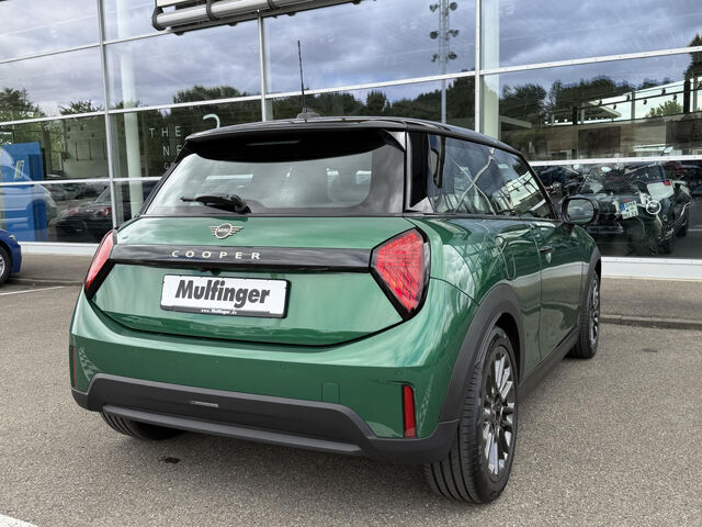 MINI Cooper C Favoured Trim Sitzh. Lenkradh. HUD 17 Ansicht 8 für Fahrzeugdetailseite