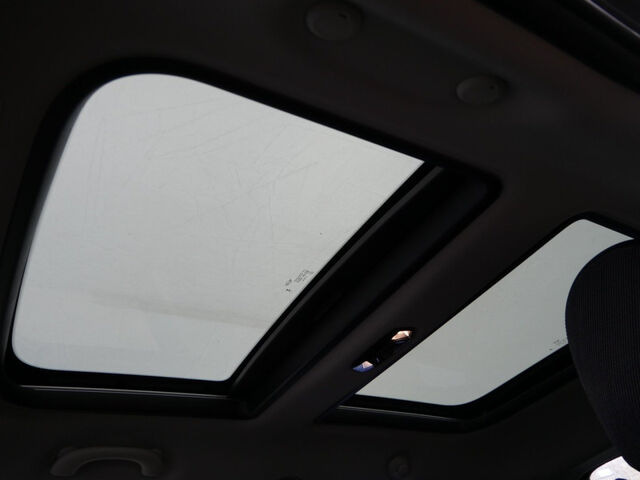 MINI Cooper C Classic Trim HUD SuView H&K Lenkradh. Ansicht 12 für Fahrzeugdetailseite