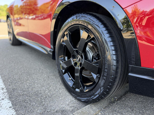MINI Cooper SE Countryman Countrym. SE All4 JCW Sports.HUD Ha/Ka.KomfZ AHK Ansicht 8 für Fahrzeugdetailseite