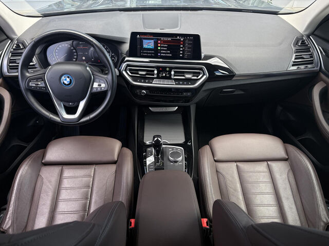 BMW X3 x30e Sports. Lenkradh. Navi Kamera Sitzh.AHK Ansicht 10 für Fahrzeugdetailseite