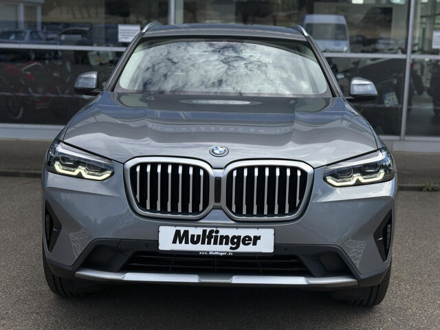 BMW X3 x30e Sports. Lenkradh. Navi Kamera Sitzh.AHK Ansicht 4 für Fahrzeugdetailseite