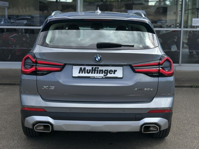 BMW X3 x30e Sports. Lenkradh. Navi Kamera Sitzh.AHK Ansicht 7 für Fahrzeugdetailseite