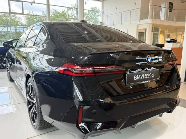 BMW 520 d xDr. M Sport Pro ACC HUD AutoBahnAss. 20 Ansicht 5 für Fahrzeugdetailseite