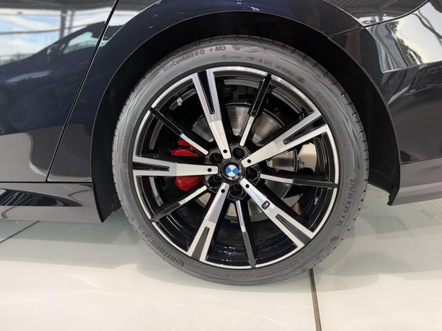 BMW 520 d xDr. M Sport Pro ACC HUD AutoBahnAss. 20 Ansicht 8 für Fahrzeugdetailseite