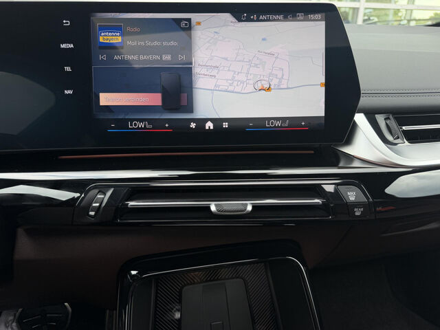 BMW 220 Active Tourer 220i AT.M Sport HUD ACC SuView PanoD.Ha/Ka 19 Ansicht 14 für Fahrzeugdetailseite