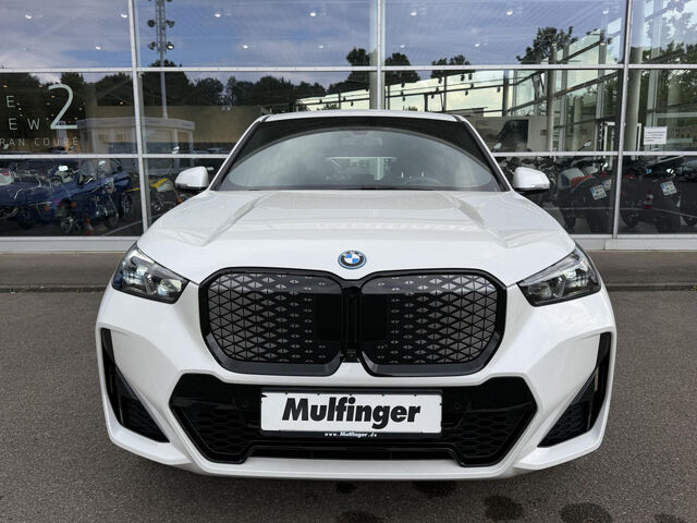 BMW iX1 x30 M Sport Pro HUD ACC SurView Har/Kar.19 Ansicht 4 für Fahrzeugdetailseite