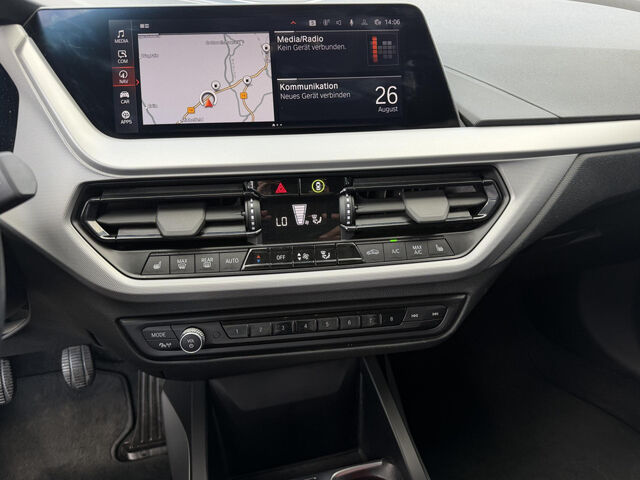 BMW 118 i LED LiveProf. HiFi DAB Temop.Sitzh.PDC Alu Ansicht 14 für Fahrzeugdetailseite