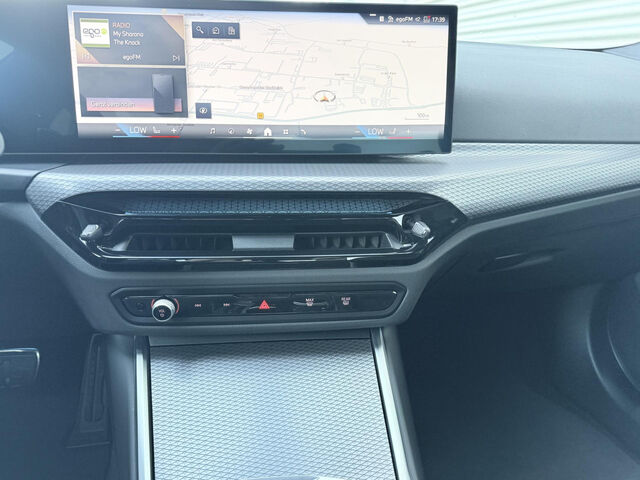 BMW 318 i M Sport HUD ACC SuView LivePro.HiFi Lordose Ansicht 8 für Fahrzeugdetailseite