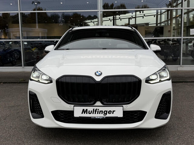 BMW 220 Active Tourer 220i AT.M Sport HUD ACC SurView Har/Kar.AHK 18 Ansicht 4 für Fahrzeugdetailseite