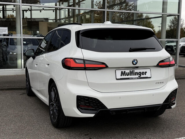 BMW 220 Active Tourer 220i AT.M Sport HUD ACC SurView Har/Kar.AHK 18 Ansicht 8 für Fahrzeugdetailseite