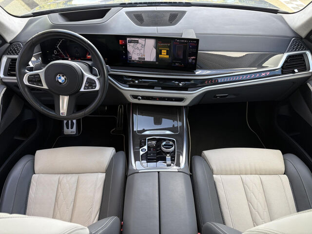 BMW X7 x40d M Sport Pro Iconic KomfS+Bel+Mass.Standh Ansicht 10 für Fahrzeugdetailseite