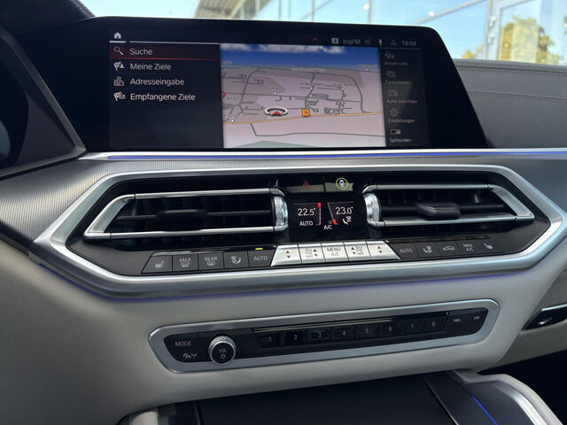 BMW X6 x30d M Sport Iconic Sky SurView LiveProf.22 Ansicht 14 für Fahrzeugdetailseite