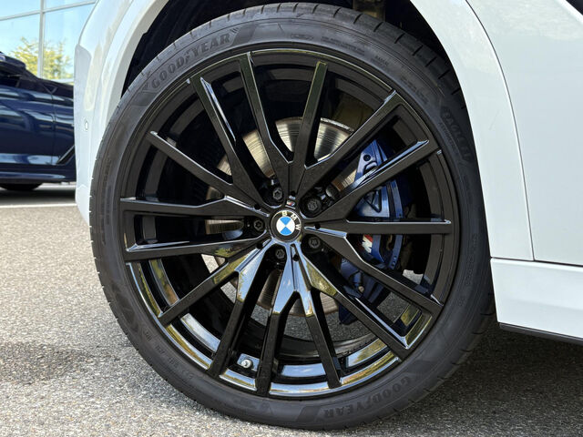 BMW X6 x30d M Sport Iconic Sky SurView LiveProf.22 Ansicht 9 für Fahrzeugdetailseite