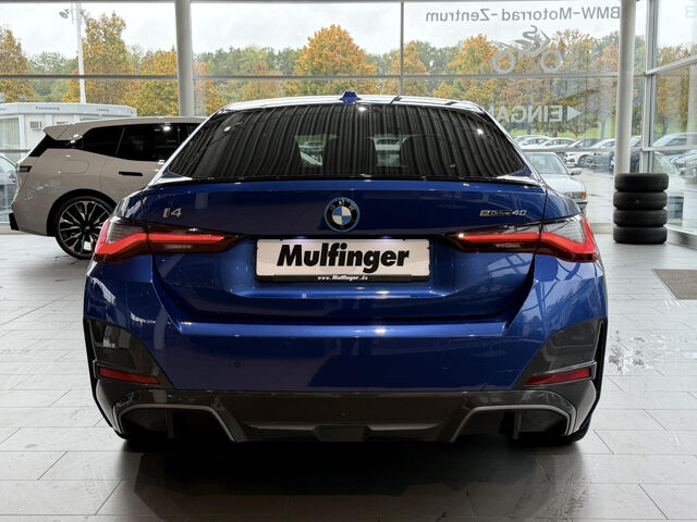 BMW i4 e40 M Sport PRO ACC SuView HUD Iconic Lordose Ansicht 7 für Fahrzeugdetailseite