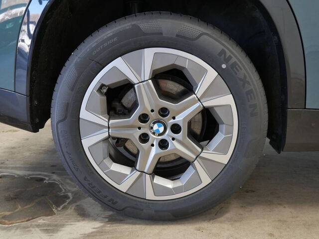 BMW X1 s20d Sports.ACC PanoD.Kamera Navi Har/Kar.AHK Ansicht 6 für Fahrzeugdetailseite