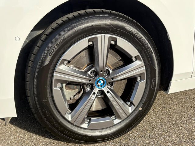 BMW 230 e xDr.AT HUD ACC SurView LiveProf.Sitzh.AdLED Ansicht 9 für Fahrzeugdetailseite