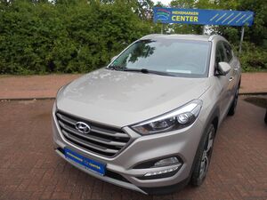 HYUNDAI Tucson 2.0 CRDi A/T 4WD Advantage