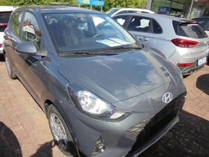 HYUNDAI i10 4-Sitzer Pure 1.0 Navi