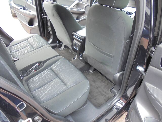 MITSUBISHI Eclipse Cross 1.5 T-MIVEC CVT 2WD Intro Edition (GK0) Ansicht 13 für Fahrzeugdetailseite