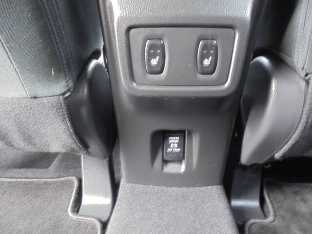 MITSUBISHI Eclipse Cross 1.5 T-MIVEC CVT 2WD Intro Edition (GK0) Ansicht 15 für Fahrzeugdetailseite