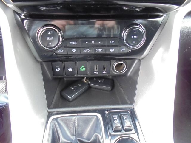 MITSUBISHI Eclipse Cross 1.5 T-MIVEC CVT 2WD Intro Edition (GK0) Ansicht 20 für Fahrzeugdetailseite