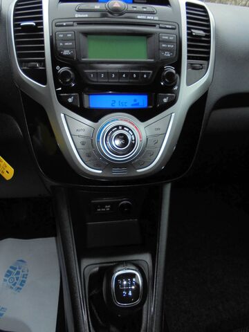 HYUNDAI ix20 1.4 Benzin M/T Classic Fifa World C Ansicht 18 für Fahrzeugdetailseite