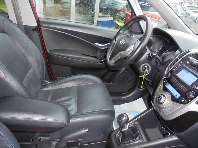 HYUNDAI ix20 1.4 Benzin M/T Classic Fifa World C Ansicht 23 für Fahrzeugdetailseite